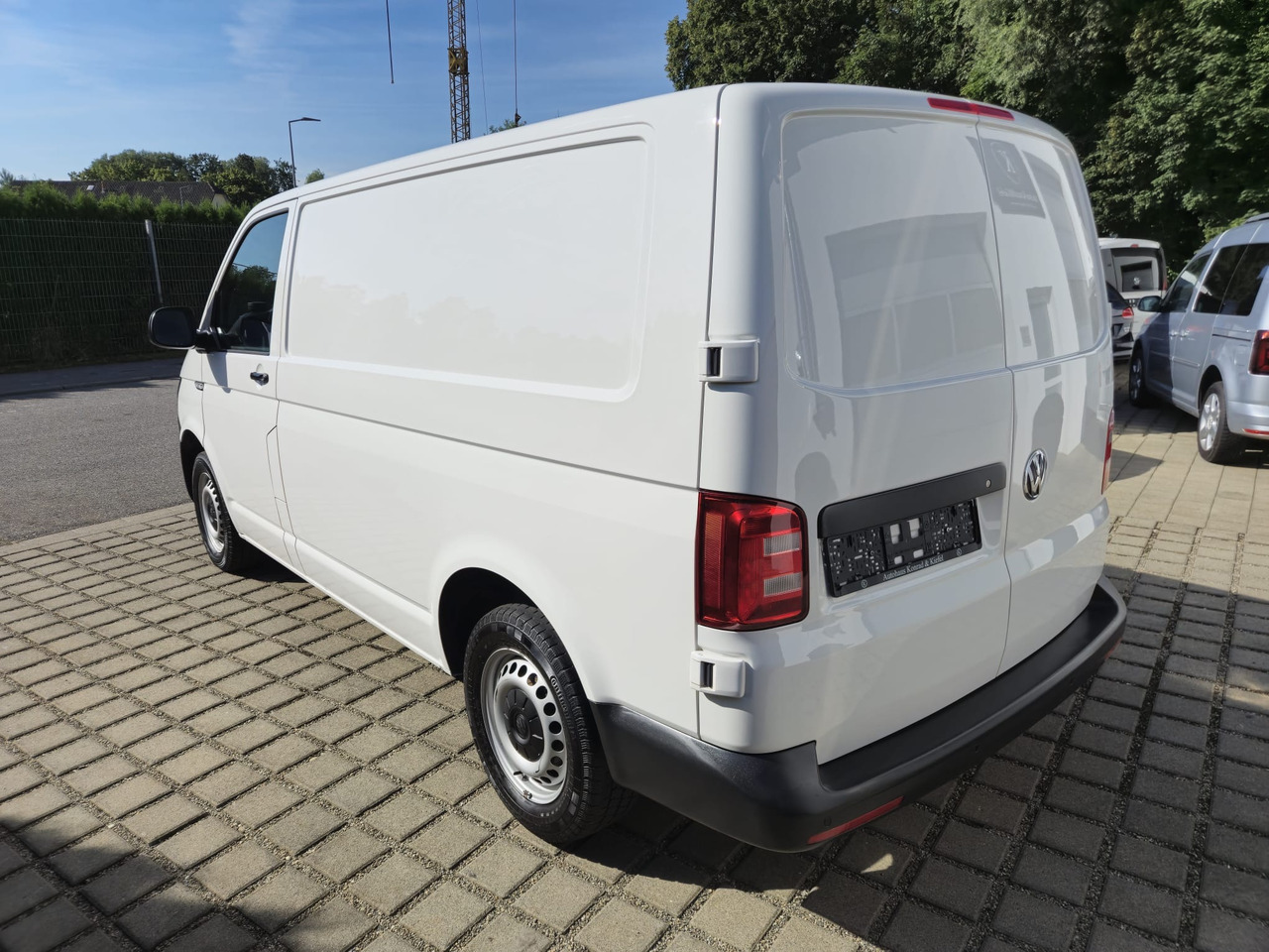 VOLKSWAGEN T6 Transporter Kasten-Kombi Navi/ACC/Standheiz. - Dubă: Foto 4 VOLKSWAGEN T6 Transporter Kasten-Kombi Navi/ACC/Standheiz. - Dubă: Foto 4