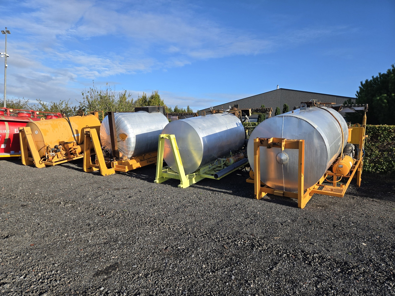 RINCHEVAL SECMAIR MAUGUIN - Gudronator: Foto 1 RINCHEVAL SECMAIR MAUGUIN - Gudronator: Foto 1