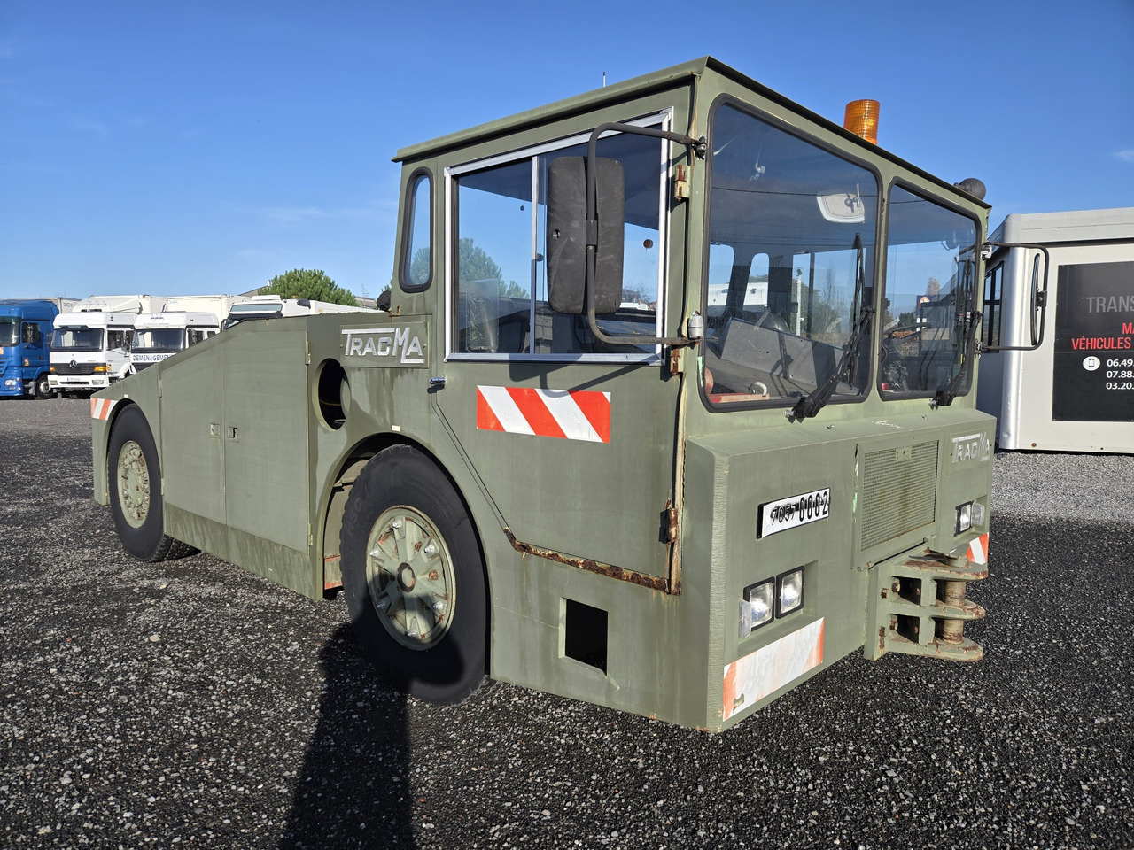 Tracma TD18000 - Tractor pentru aeronave: Foto 2 Tracma TD18000 - Tractor pentru aeronave: Foto 2