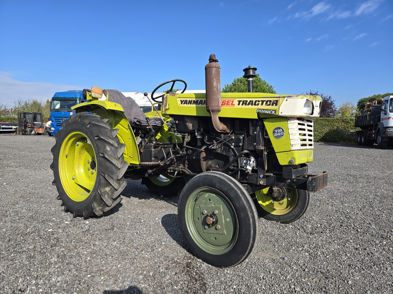 Yanmar YM240 - Tractor mic: Foto 1 Yanmar YM240 - Tractor mic: Foto 1