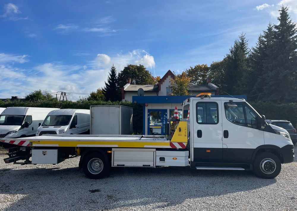 Iveco Daily 70C17 Pomoc drogowa Laweta 2016r - Maşină de tractare: Foto 4 Iveco Daily 70C17 Pomoc drogowa Laweta 2016r - Maşină de tractare: Foto 4