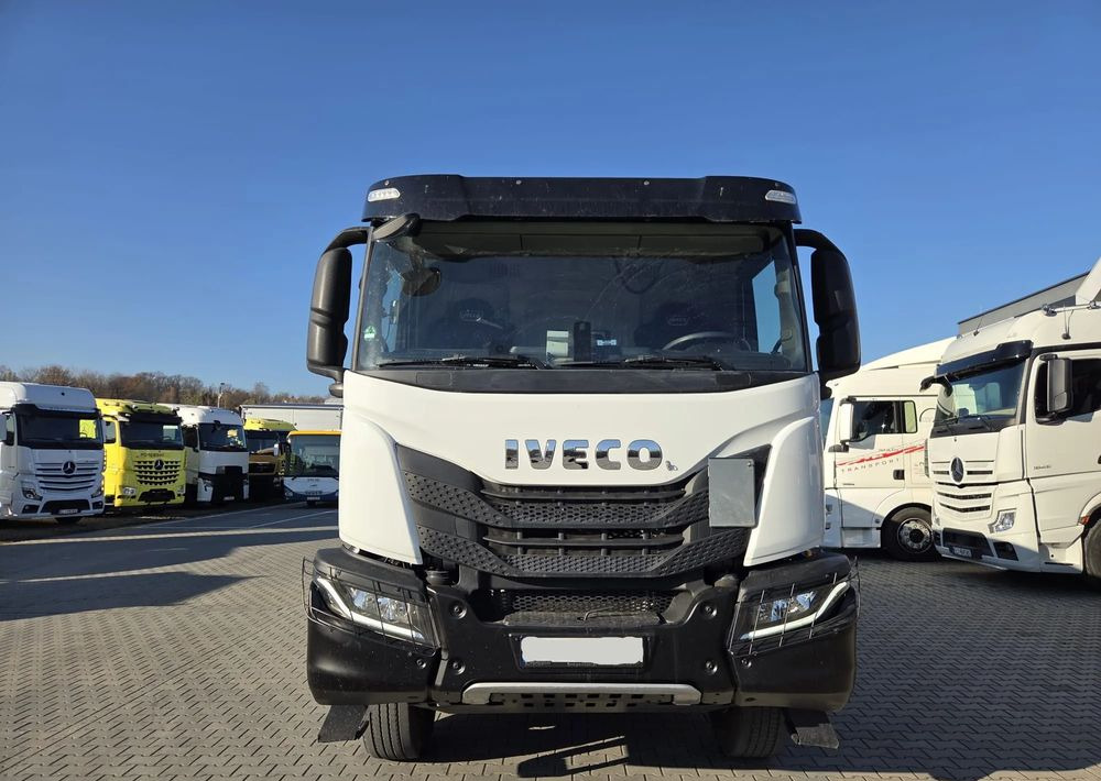 Iveco X-WAY - Camion basculantă: Foto 3 Iveco X-WAY - Camion basculantă: Foto 3