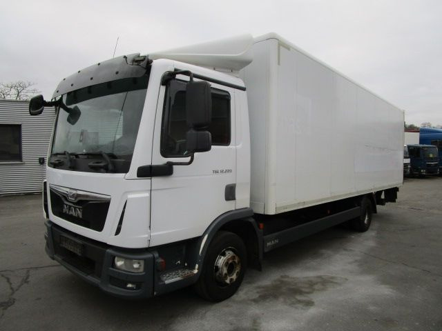 MAN TGL 12.220 4x2 BL Euro 6, LDBW. Navigation, 7,10 - Camion furgon: Foto 1 MAN TGL 12.220 4x2 BL Euro 6, LDBW. Navigation, 7,10 - Camion furgon: Foto 1