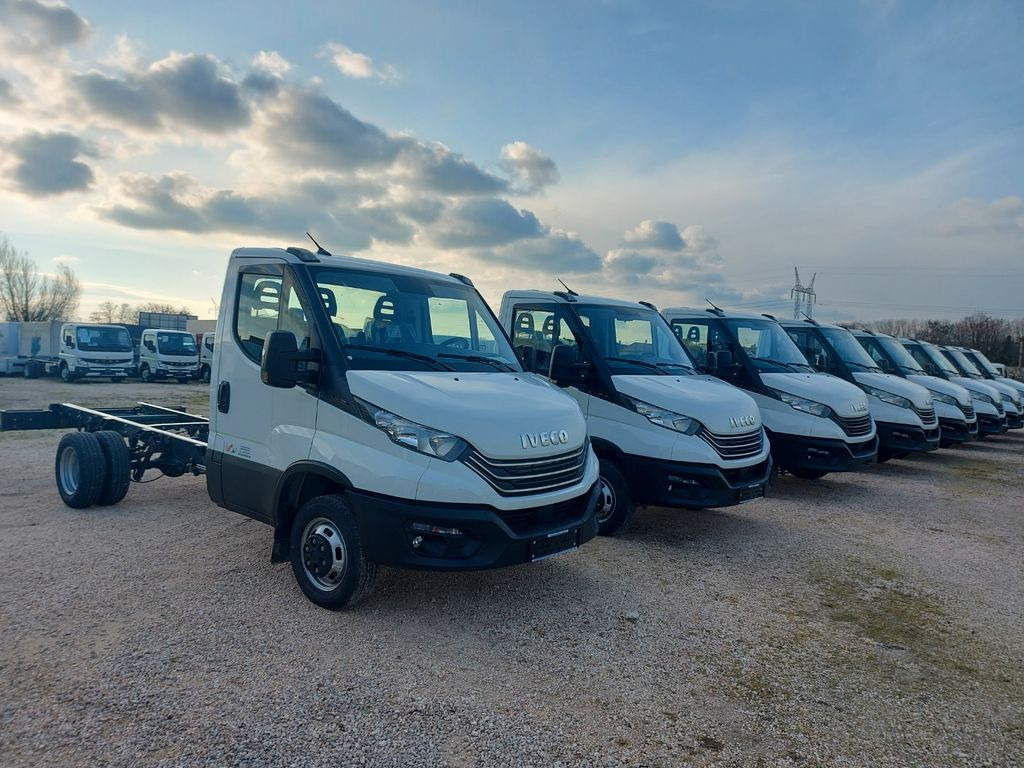 Iveco Daily 35C16 Fahrgestell Wählbar Aufbau Euro6E Iveco Daily 35C16 Fahrgestell Wählbar Aufbau Euro6E - Camion şasiu, Camion cu macara: Foto 1 Iveco Daily 35C16 Fahrgestell Wählbar Aufbau Euro6E Iveco Daily 35C16 Fahrgestell Wählbar Aufbau Euro6E - Camion şasiu, Camion cu macara: Foto 1