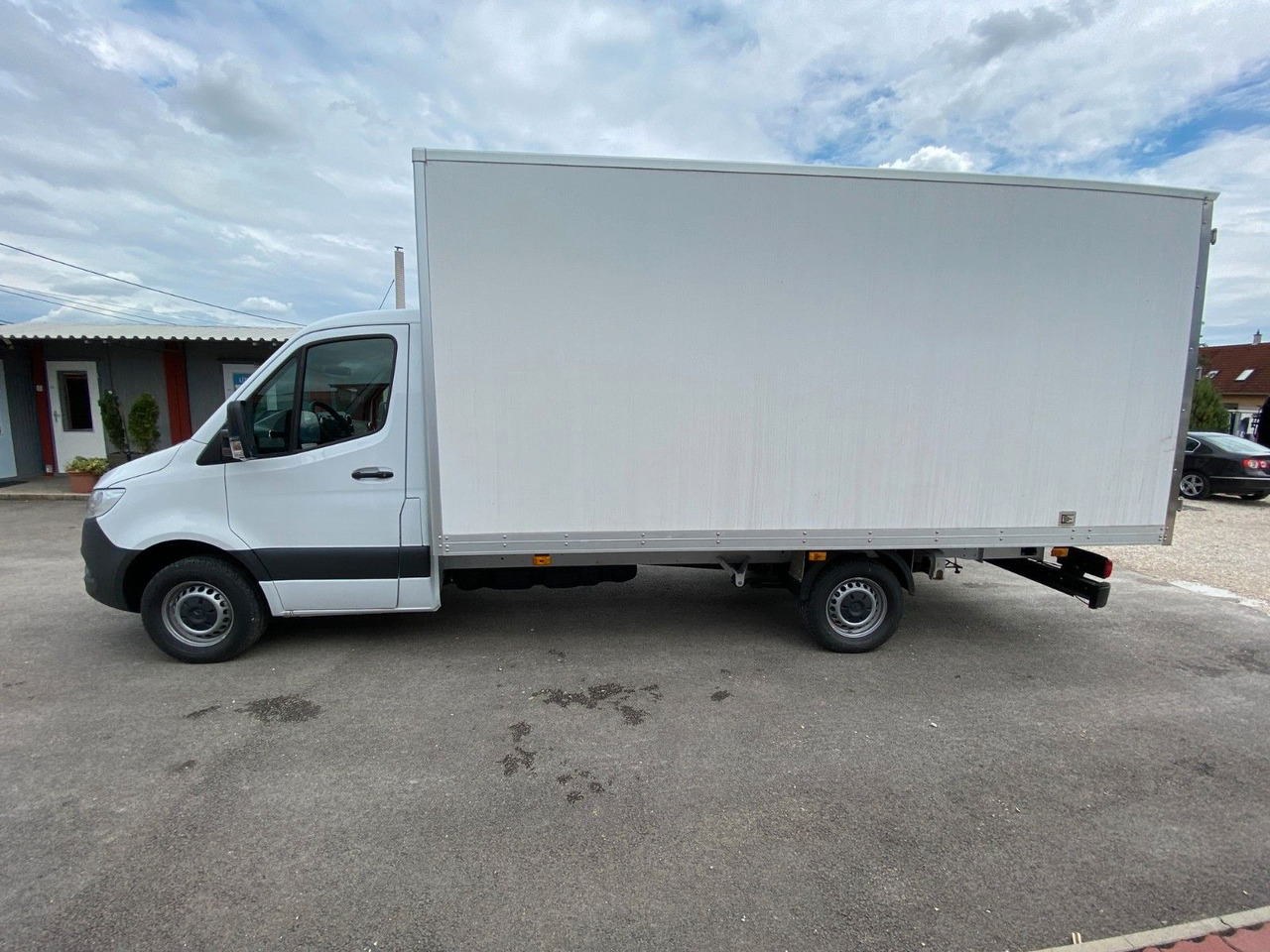 Mercedes-Benz Sprinter 319 Koffer - Autoutilitară box: Foto 3 Mercedes-Benz Sprinter 319 Koffer - Autoutilitară box: Foto 3