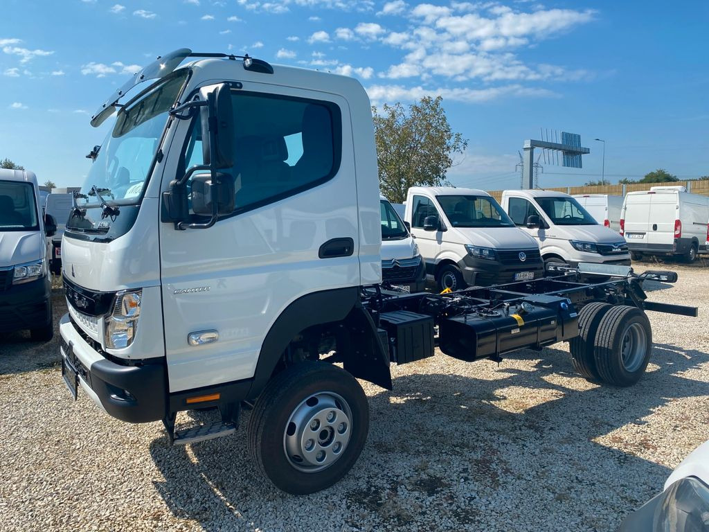Mitsubishi Canter FUSO 6C18 Fahrgestell 4WD 175Ps Sofort - Camion şasiu, Camion cu macara: Foto 2 Mitsubishi Canter FUSO 6C18 Fahrgestell 4WD 175Ps Sofort - Camion şasiu, Camion cu macara: Foto 2