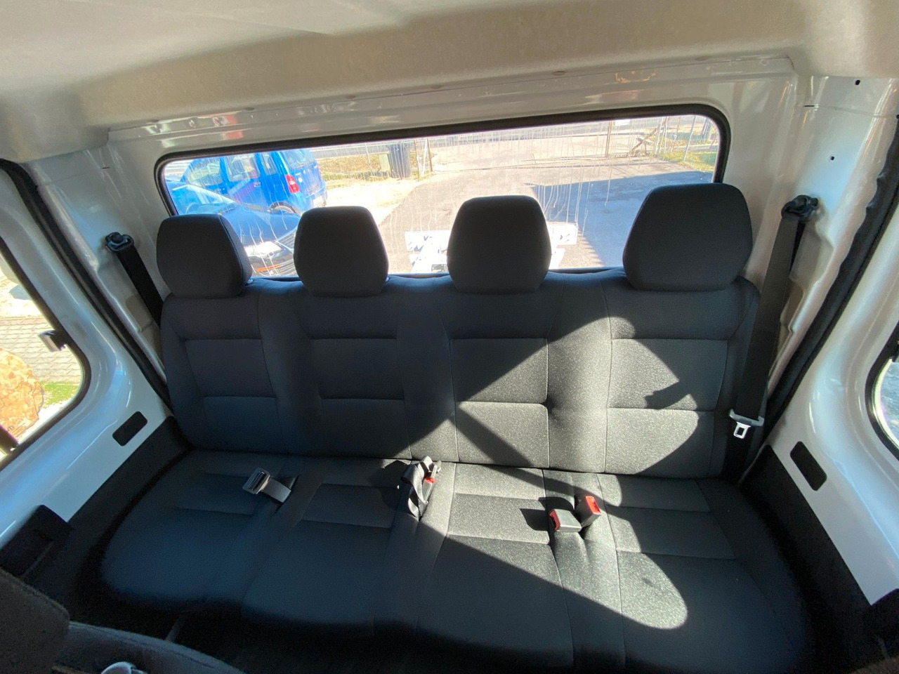 Peugeot BOXER CHDC L4 HEAVY PRITSCHE - Autoutilitară cu platformă, Autoutilitară cabină dublă: Foto 5 Peugeot BOXER CHDC L4 HEAVY PRITSCHE - Autoutilitară cu platformă, Autoutilitară cabină dublă: Foto 5