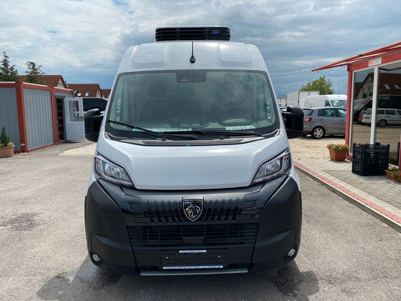 Peugeot Boxer Kasten Hochraum 435 L4H2 BlueHDi 140 Peugeot Boxer Kühlkasten 435 L4H2 BlueHDi 140 - Dubă: Foto 2 Peugeot Boxer Kasten Hochraum 435 L4H2 BlueHDi 140 Peugeot Boxer Kühlkasten 435 L4H2 BlueHDi 140 - Dubă: Foto 2