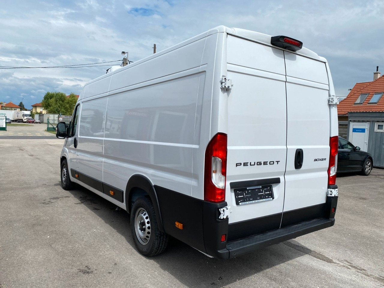 Peugeot Boxer Kasten Hochraum 435 L4H2 BlueHDi 140 Peugeot Boxer Kühlkasten 435 L4H2 BlueHDi 140 - Dubă: Foto 4 Peugeot Boxer Kasten Hochraum 435 L4H2 BlueHDi 140 Peugeot Boxer Kühlkasten 435 L4H2 BlueHDi 140 - Dubă: Foto 4