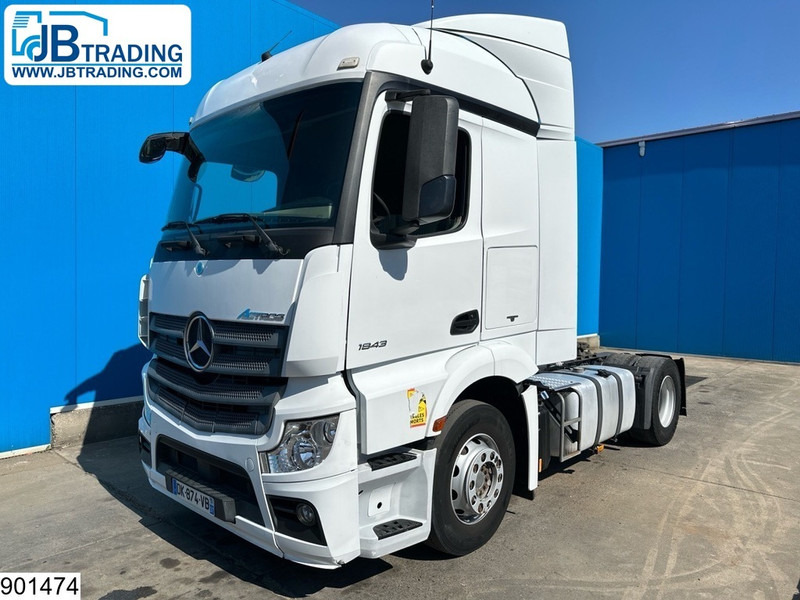 Mercedes-Benz Actros 1843 EURO 6 - Cap tractor: Foto 1 Mercedes-Benz Actros 1843 EURO 6 - Cap tractor: Foto 1