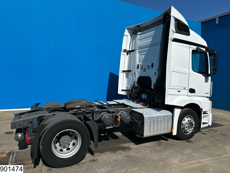Mercedes-Benz Actros 1843 EURO 6 - Cap tractor: Foto 2 Mercedes-Benz Actros 1843 EURO 6 - Cap tractor: Foto 2