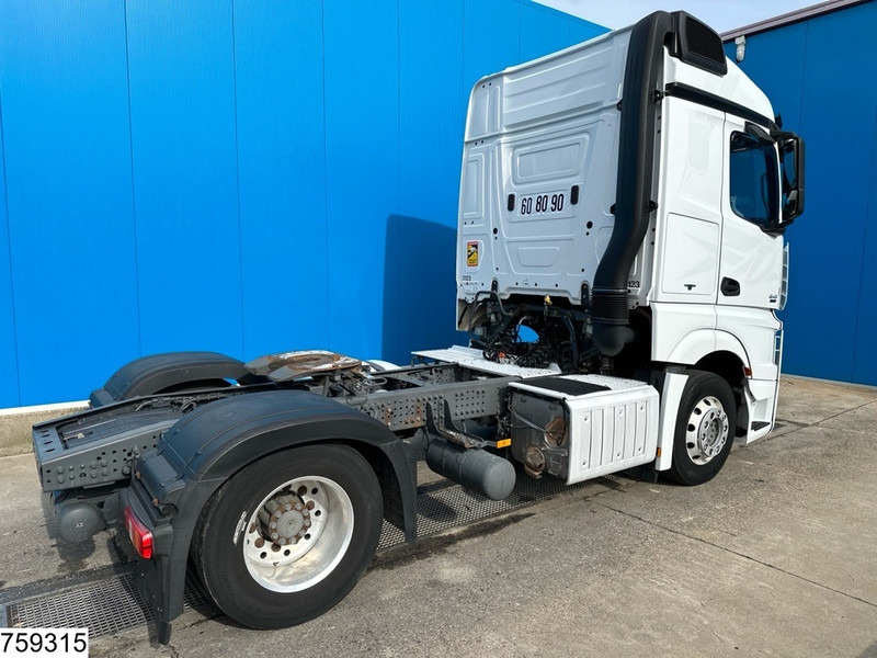 Mercedes-Benz Actros 1845 EURO 6, PTO - Cap tractor: Foto 2 Mercedes-Benz Actros 1845 EURO 6, PTO - Cap tractor: Foto 2