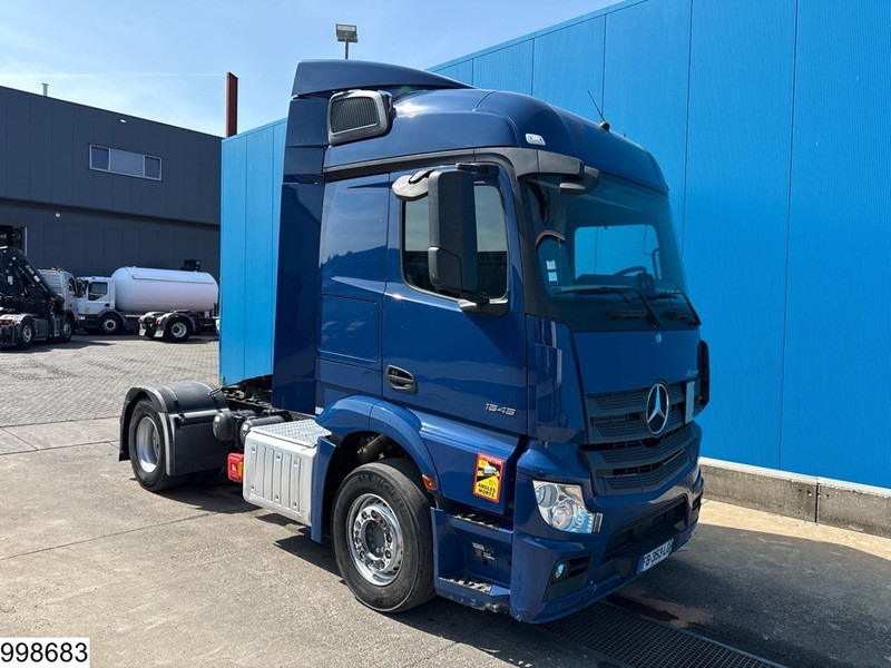 Mercedes-Benz Actros 1845 EURO 6 - Cap tractor: Foto 2 Mercedes-Benz Actros 1845 EURO 6 - Cap tractor: Foto 2