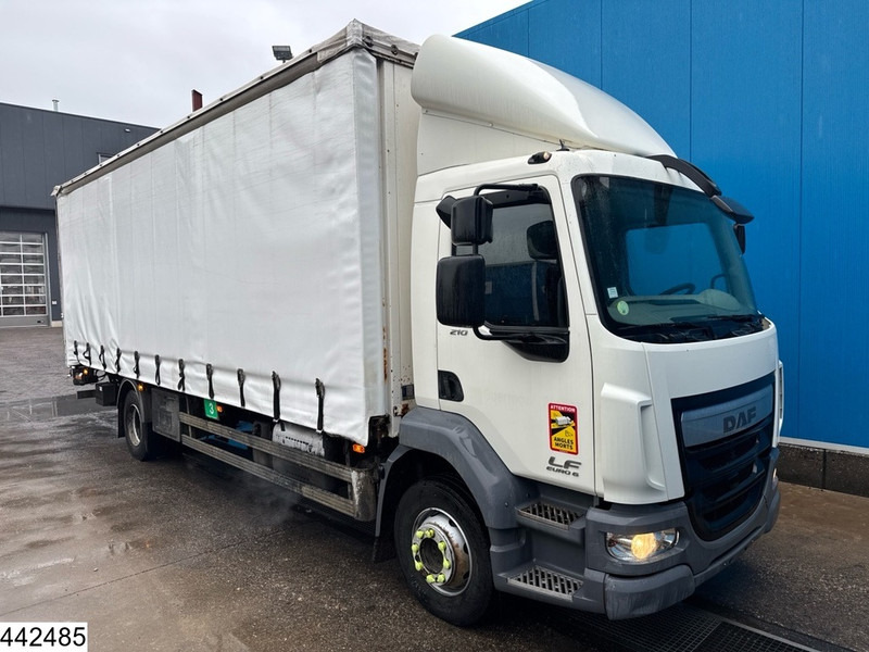 DAF LF 210 EURO 6, Dhollandia - Camion furgon: Foto 3 DAF LF 210 EURO 6, Dhollandia - Camion furgon: Foto 3