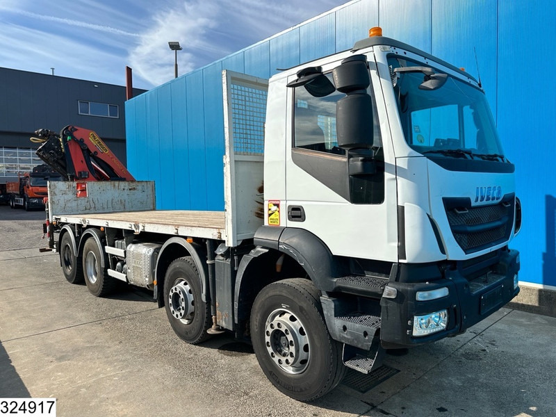 Iveco Trakker 8x4, EURO 6, Palfinger, Remote - Camion platformă, Camion cu macara: Foto 3 Iveco Trakker 8x4, EURO 6, Palfinger, Remote - Camion platformă, Camion cu macara: Foto 3