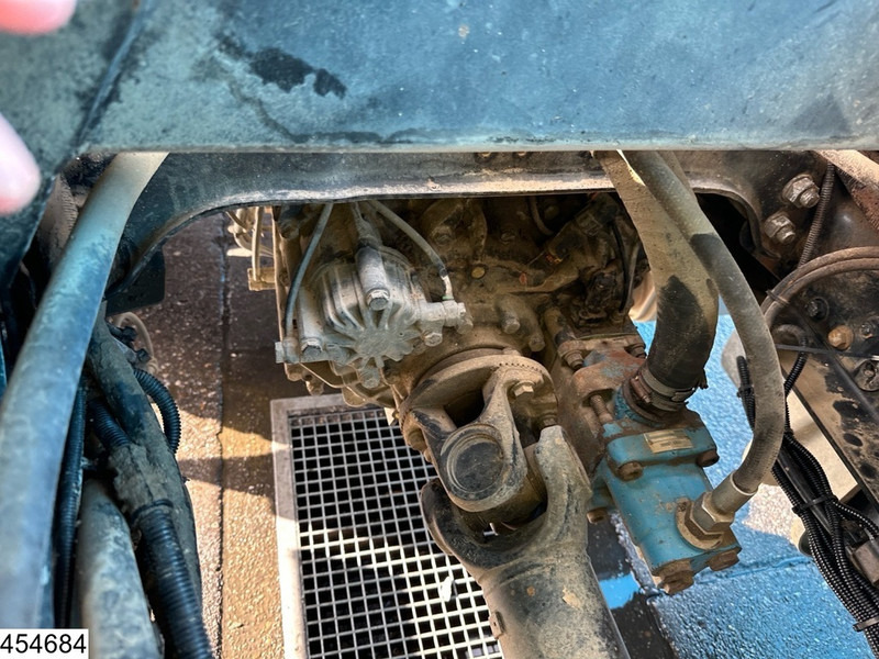 MAN TGA 26 390 6x4, Manual, Steel suspension - Camion basculantă: Foto 5 MAN TGA 26 390 6x4, Manual, Steel suspension - Camion basculantă: Foto 5