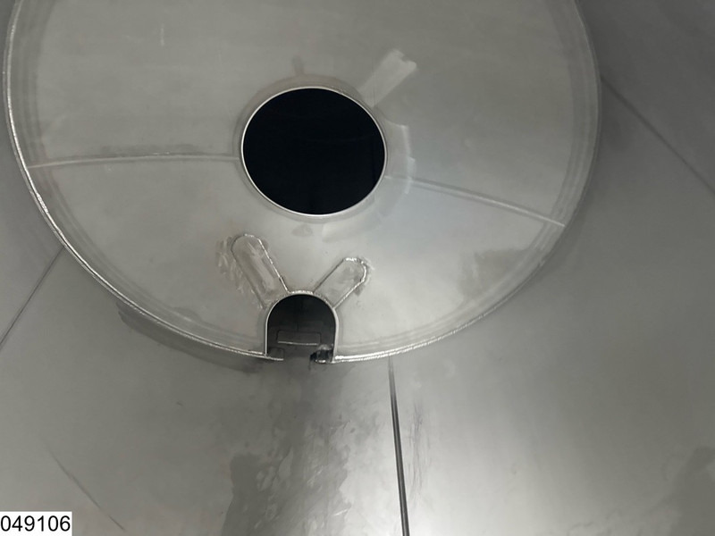 Magyar Food 26000 liter, 1 Comp - Semiremorcă cisternă: Foto 5 Magyar Food 26000 liter, 1 Comp - Semiremorcă cisternă: Foto 5