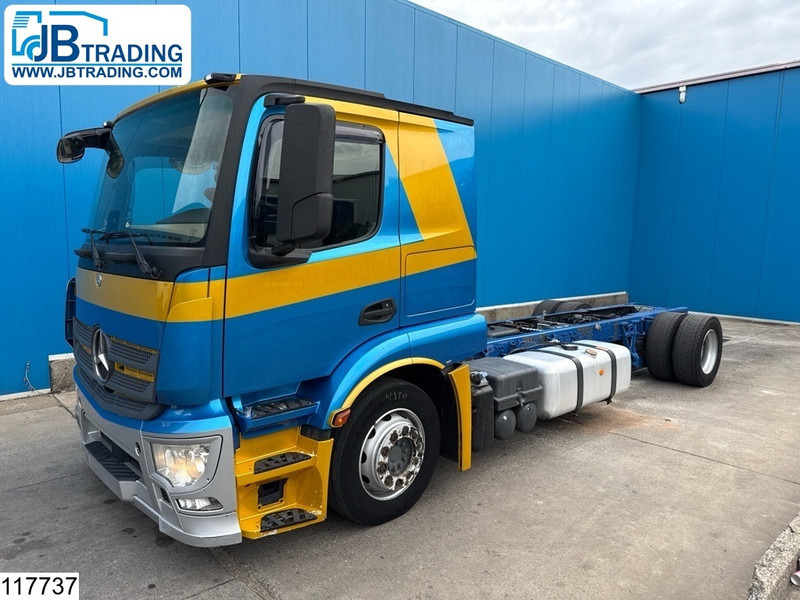 Mercedes-Benz Actros 1843 EURO 6, Hydrauliek - Camion şasiu: Foto 1 Mercedes-Benz Actros 1843 EURO 6, Hydrauliek - Camion şasiu: Foto 1