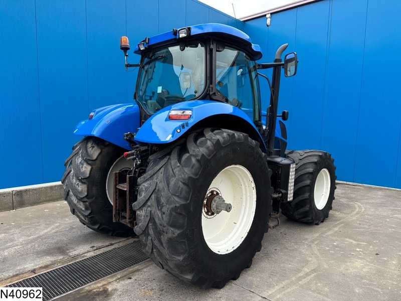 New Holland T 7.210 T7.210 - Tractor agricol: Foto 2 New Holland T 7.210 T7.210 - Tractor agricol: Foto 2