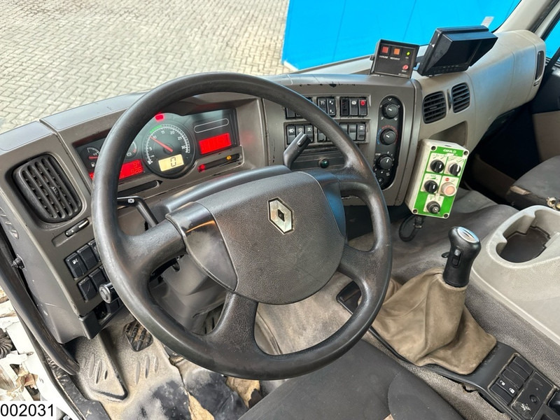 Renault Kerax 410 Dxi 8x4, EURO 4, 9m3, Steel suspension, Remote - Autobetonieră: Foto 5 Renault Kerax 410 Dxi 8x4, EURO 4, 9m3, Steel suspension, Remote - Autobetonieră: Foto 5