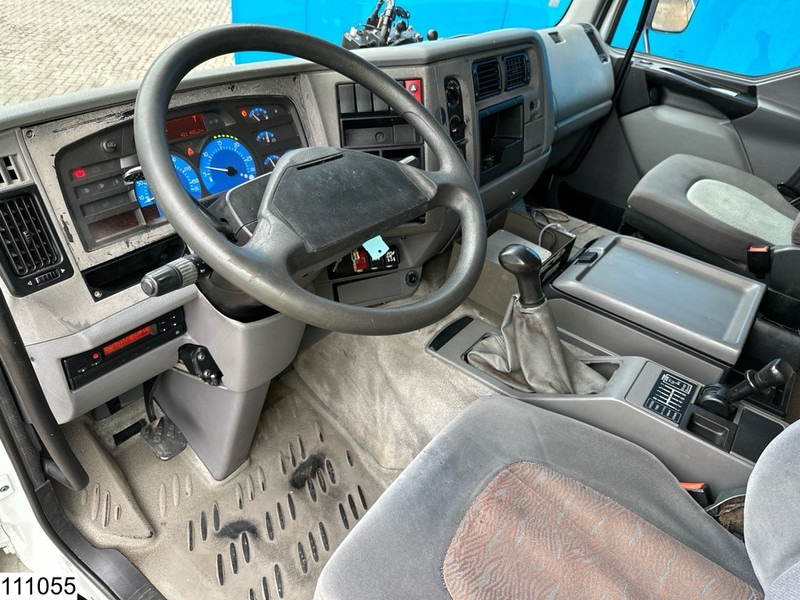 Renault Premium 270 Dxi Euro 3, Fuel, Manual, 13905 Liter, 3 Comp - Camion cisternă: Foto 5 Renault Premium 270 Dxi Euro 3, Fuel, Manual, 13905 Liter, 3 Comp - Camion cisternă: Foto 5
