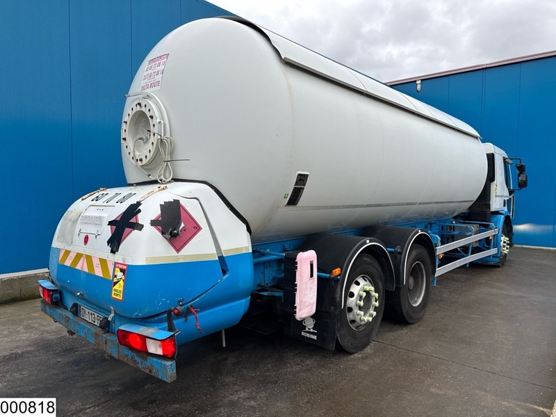 Renault Premium 320 Dxi 6x2, 28752 Liter, LPG GPL, Gastank, Retarder - Camion cisternă: Foto 2 Renault Premium 320 Dxi 6x2, 28752 Liter, LPG GPL, Gastank, Retarder - Camion cisternă: Foto 2