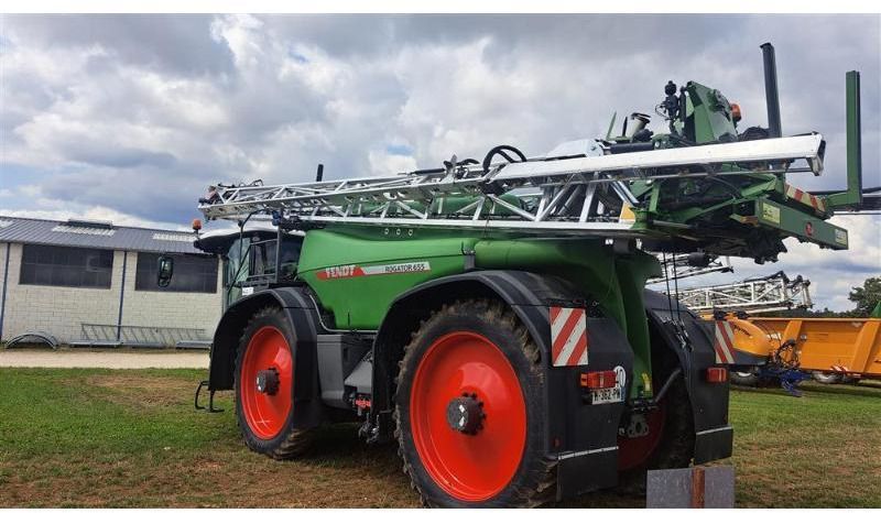 FENDT ROGATOR655 - Mașină de erbicidat autopropulsata: Foto 1 FENDT ROGATOR655 - Mașină de erbicidat autopropulsata: Foto 1