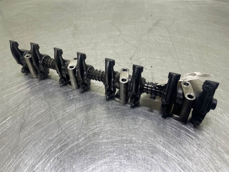 Ahlmann AS900-Cummins B3.3T-Rocker arm assembly - Motor pentru Utilaje constructii: Foto 4 Ahlmann AS900-Cummins B3.3T-Rocker arm assembly - Motor pentru Utilaje constructii: Foto 4