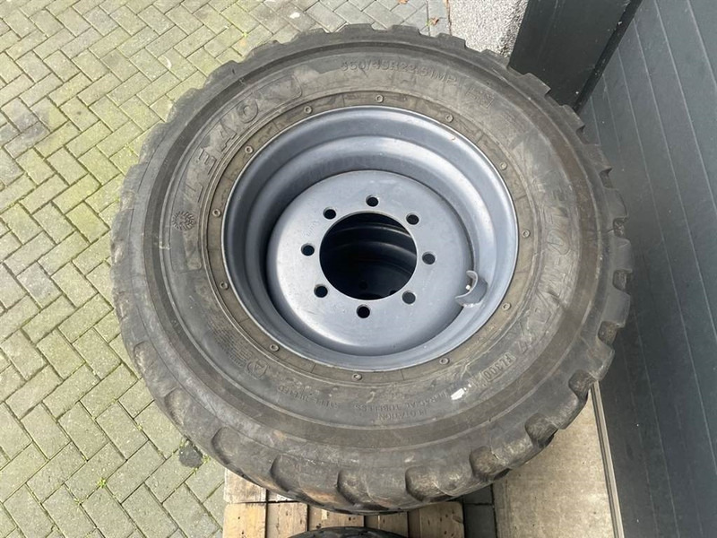 Ahlmann AS900-LEAO 560/45R22.5-Tire/Reifen/Band - Anvelope și jante pentru Utilaje constructii: Foto 4 Ahlmann AS900-LEAO 560/45R22.5-Tire/Reifen/Band - Anvelope și jante pentru Utilaje constructii: Foto 4