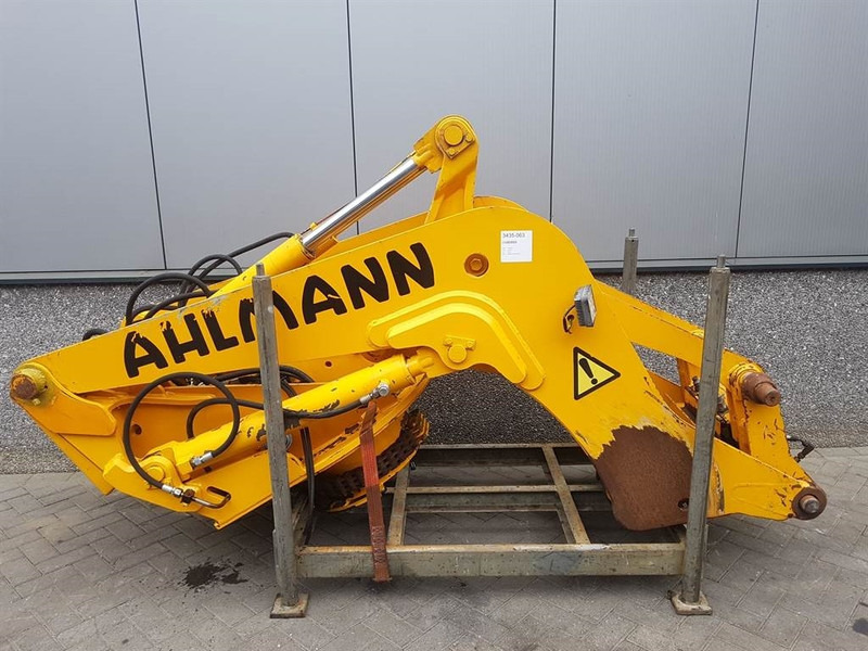 Ahlmann AZ 150 - Lifting framework/Schaufelarm/Giek - Braț: Foto 1 Ahlmann AZ 150 - Lifting framework/Schaufelarm/Giek - Braț: Foto 1