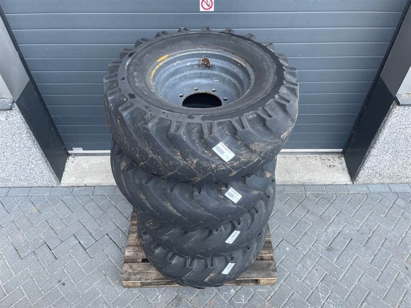 Ahlmann AZ6-Mitas 405/70-20 (16/70-20)-Tire/Reifen/Band - Anvelope și jante pentru Utilaje constructii: Foto 2 Ahlmann AZ6-Mitas 405/70-20 (16/70-20)-Tire/Reifen/Band - Anvelope și jante pentru Utilaje constructii: Foto 2