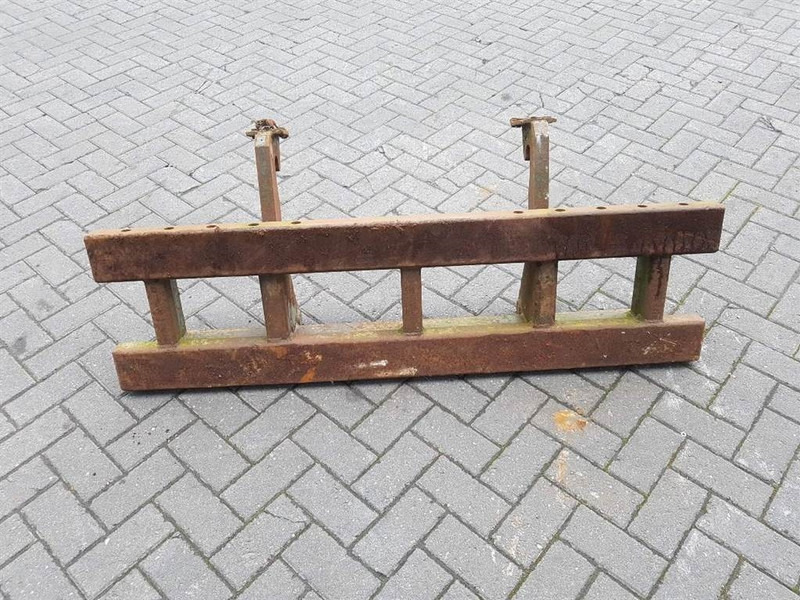 Ahlmann AZ9/AZ10 - Forks/Palletgabeln/Palletvorken - Furci pentru Utilaje constructii: Foto 2 Ahlmann AZ9/AZ10 - Forks/Palletgabeln/Palletvorken - Furci pentru Utilaje constructii: Foto 2