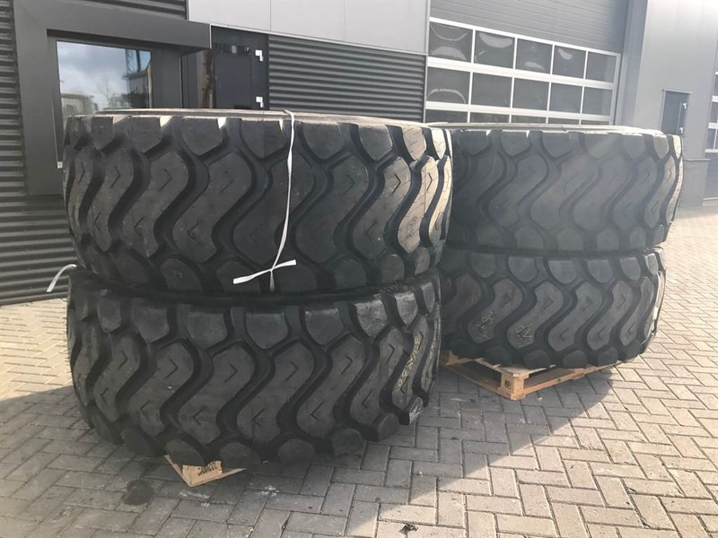 Banden/Reifen/Tires 26.5R25 XHA - Tyre/Reifen/Band - Anvelope și jante pentru Utilaje constructii: Foto 3 Banden/Reifen/Tires 26.5R25 XHA - Tyre/Reifen/Band - Anvelope și jante pentru Utilaje constructii: Foto 3
