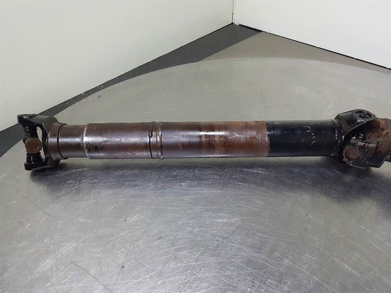 Case 621D - Propshaft/Gelenkwelle/Cardanas - Punte şi piese pentru Utilaje constructii: Foto 4 Case 621D - Propshaft/Gelenkwelle/Cardanas - Punte şi piese pentru Utilaje constructii: Foto 4
