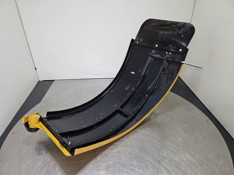 Cat 924-219-6911-Mud guard/Kotfluegel/Spatbord - Cadru/ Şasiu pentru Utilaje constructii: Foto 3 Cat 924-219-6911-Mud guard/Kotfluegel/Spatbord - Cadru/ Şasiu pentru Utilaje constructii: Foto 3