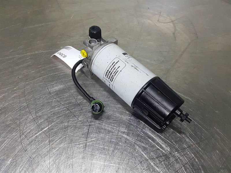Fuchs MHL320-5552659731-Fuel Pre-Filter/Separator - Motor şi piese pentru Utilaje constructii: Foto 2 Fuchs MHL320-5552659731-Fuel Pre-Filter/Separator - Motor şi piese pentru Utilaje constructii: Foto 2