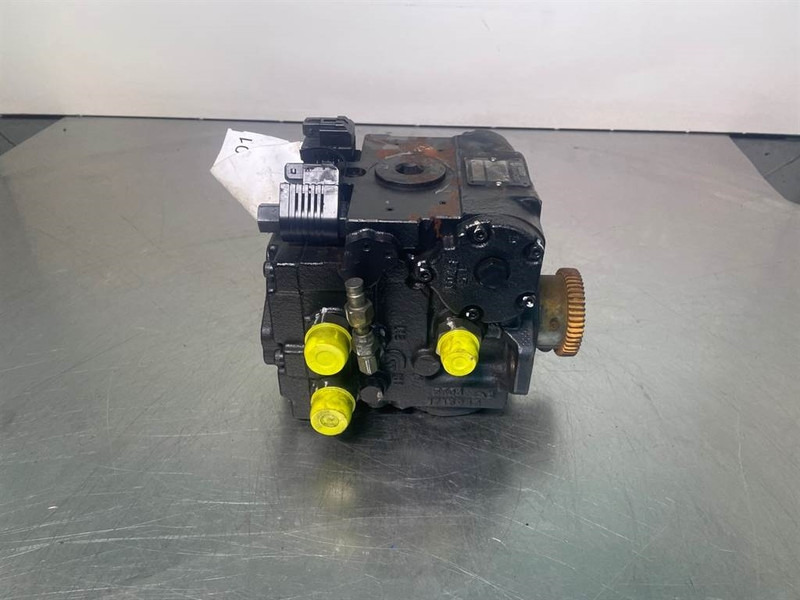 Genie Z34-22-Sauer Danfoss 42R28DG-Drive motor/Fahrmotor - Hidraulică pentru Utilaje constructii: Foto 1 Genie Z34-22-Sauer Danfoss 42R28DG-Drive motor/Fahrmotor - Hidraulică pentru Utilaje constructii: Foto 1