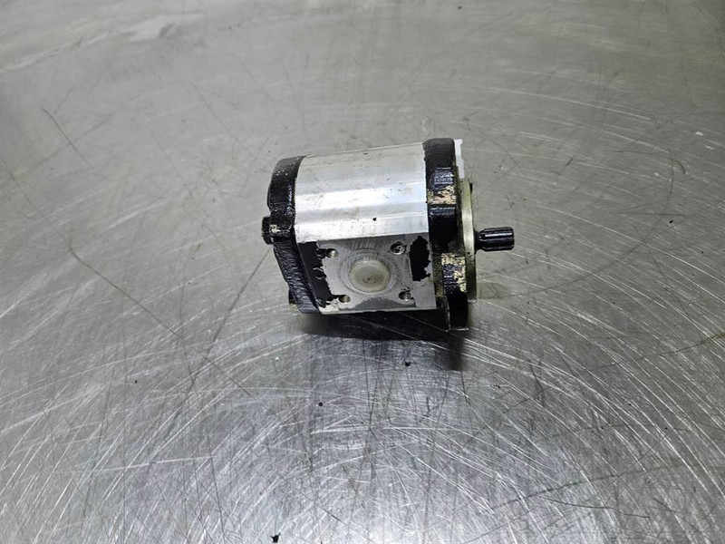 HALDEX W9A1-23-R-3-F-27-N-N-Gearpump/Zahnradpumpe - Hidraulică pentru Utilaje constructii: Foto 4 HALDEX W9A1-23-R-3-F-27-N-N-Gearpump/Zahnradpumpe - Hidraulică pentru Utilaje constructii: Foto 4