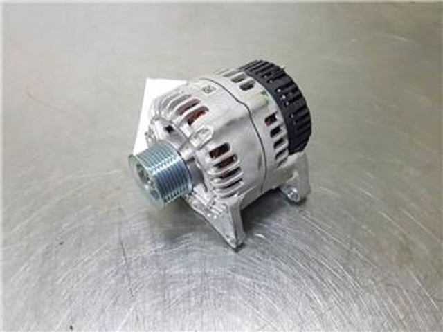 JCB 320/08611-28V 55A-Alternator/Lichtmaschine/Dynamo - Motor pentru Utilaje constructii: Foto 1 JCB 320/08611-28V 55A-Alternator/Lichtmaschine/Dynamo - Motor pentru Utilaje constructii: Foto 1