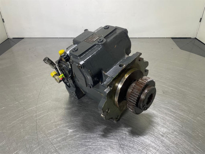 Komatsu WA200- 417-18-31101-Drive pump/Fahrpumpe/Rijpomp - Hidraulică pentru Utilaje constructii: Foto 1 Komatsu WA200- 417-18-31101-Drive pump/Fahrpumpe/Rijpomp - Hidraulică pentru Utilaje constructii: Foto 1