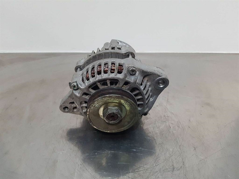 Kubota 12V 60A-A1TA1777-Alternator/Lichtmaschine/Dynamo - Motor pentru Utilaje constructii: Foto 2 Kubota 12V 60A-A1TA1777-Alternator/Lichtmaschine/Dynamo - Motor pentru Utilaje constructii: Foto 2
