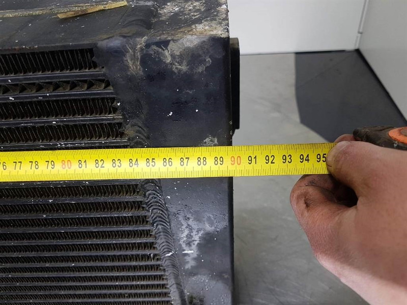 Liebherr A904-10025063-Cooler/Kühler/Koeler - Motor şi piese pentru Utilaje constructii: Foto 3 Liebherr A904-10025063-Cooler/Kühler/Koeler - Motor şi piese pentru Utilaje constructii: Foto 3