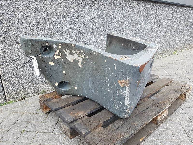 Liebherr L514 - 8925057 - Counterweight/Heckgewicht - Cadru/ Şasiu: Foto 2 Liebherr L514 - 8925057 - Counterweight/Heckgewicht - Cadru/ Şasiu: Foto 2