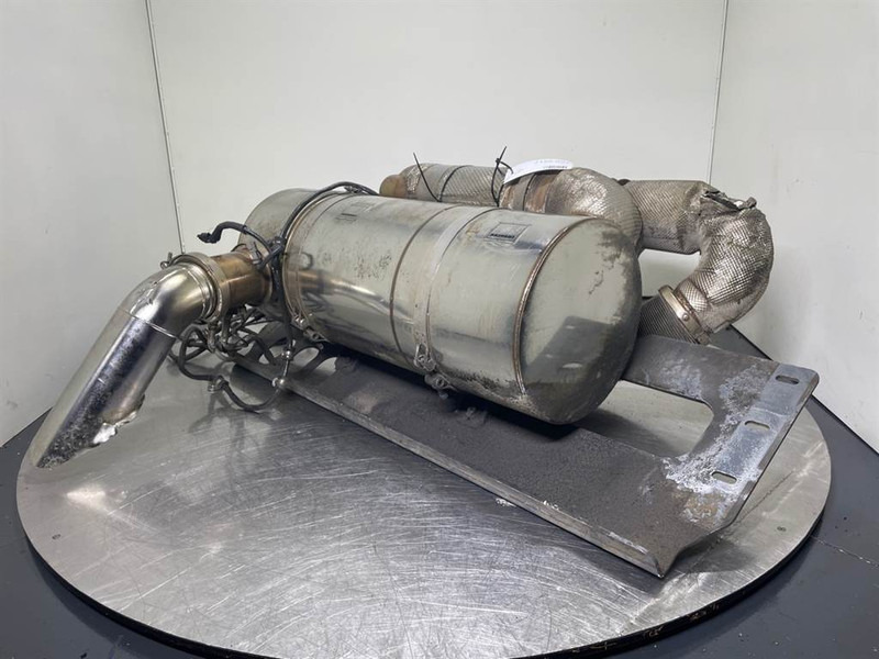Liebherr L556-10144041-Particulate filter/Partikelfilter - Motor pentru Utilaje constructii: Foto 1 Liebherr L556-10144041-Particulate filter/Partikelfilter - Motor pentru Utilaje constructii: Foto 1