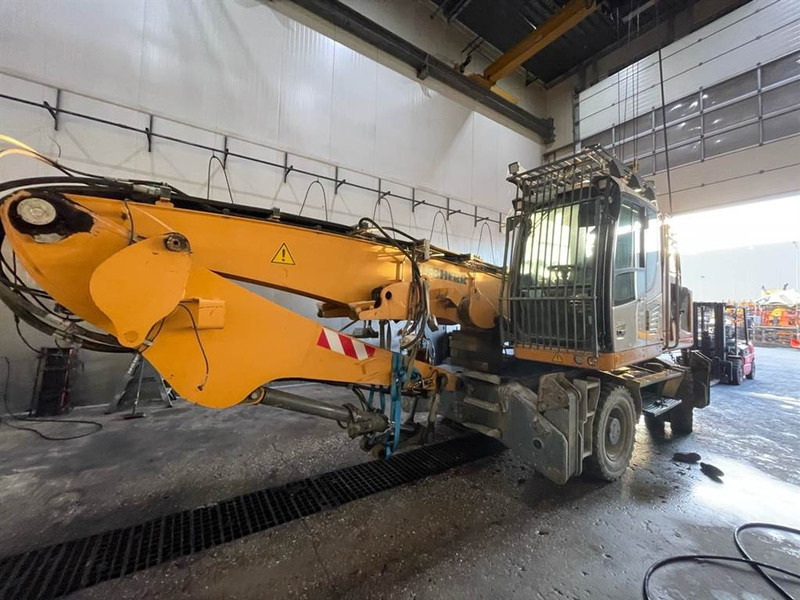 Liebherr LH 22 M - (For parts) - Excavator pe roţi: Foto 4 Liebherr LH 22 M - (For parts) - Excavator pe roţi: Foto 4