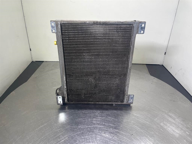 Liebherr LH24M-10813515-Airco condenser/Klimakondensator/ - Cadru/ Şasiu pentru Utilaje constructii: Foto 4 Liebherr LH24M-10813515-Airco condenser/Klimakondensator/ - Cadru/ Şasiu pentru Utilaje constructii: Foto 4