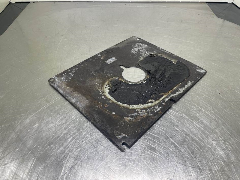 Liebherr LH24M-94051514-Hood/Haube/Kap - Cadru/ Şasiu pentru Utilaje constructii: Foto 2 Liebherr LH24M-94051514-Hood/Haube/Kap - Cadru/ Şasiu pentru Utilaje constructii: Foto 2