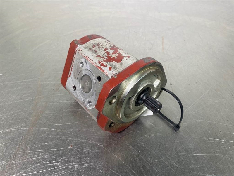 Linde H50-Haldex W9A1-27-R-3-F-27-Gearpump/Zahnradpumpe - Hidraulică pentru Utilaje constructii: Foto 1 Linde H50-Haldex W9A1-27-R-3-F-27-Gearpump/Zahnradpumpe - Hidraulică pentru Utilaje constructii: Foto 1
