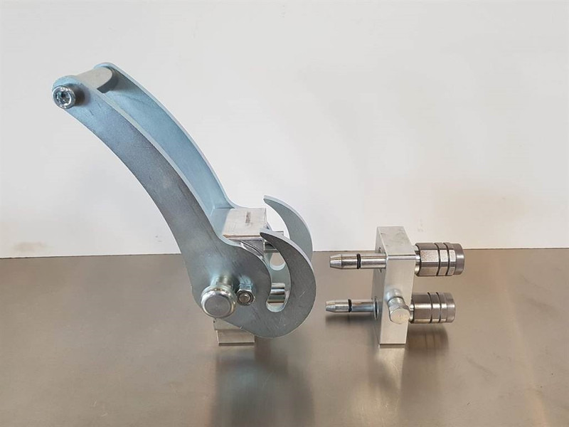 Multi-way MEDD22H08 - Quick coupler/Schnellkupplun - Hidraulică pentru Utilaje constructii: Foto 1 Multi-way MEDD22H08 - Quick coupler/Schnellkupplun - Hidraulică pentru Utilaje constructii: Foto 1