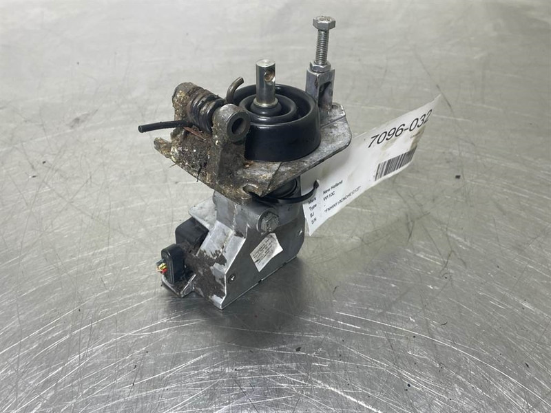 New Holland W110C-Case 7125117-Kongsberg BAS 6-Gas pedal - Cabină și interior pentru Utilaje constructii: Foto 2 New Holland W110C-Case 7125117-Kongsberg BAS 6-Gas pedal - Cabină și interior pentru Utilaje constructii: Foto 2